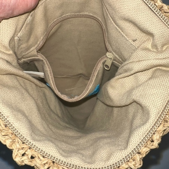 Crossbody Bag Macrame Paper Faux Gemstones Blue Miami NWOT BOHO - Picture 8 of 11